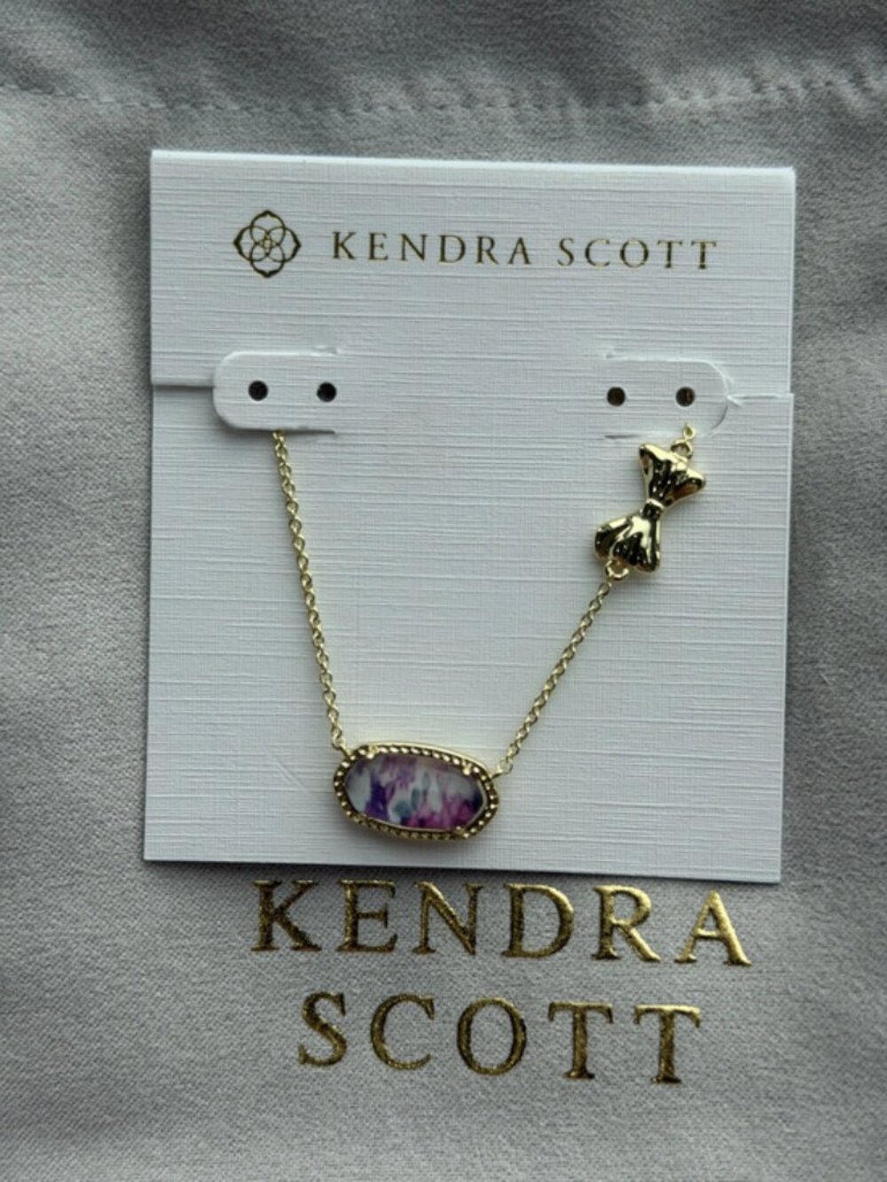 Kendra Scott White Pendant Necklace